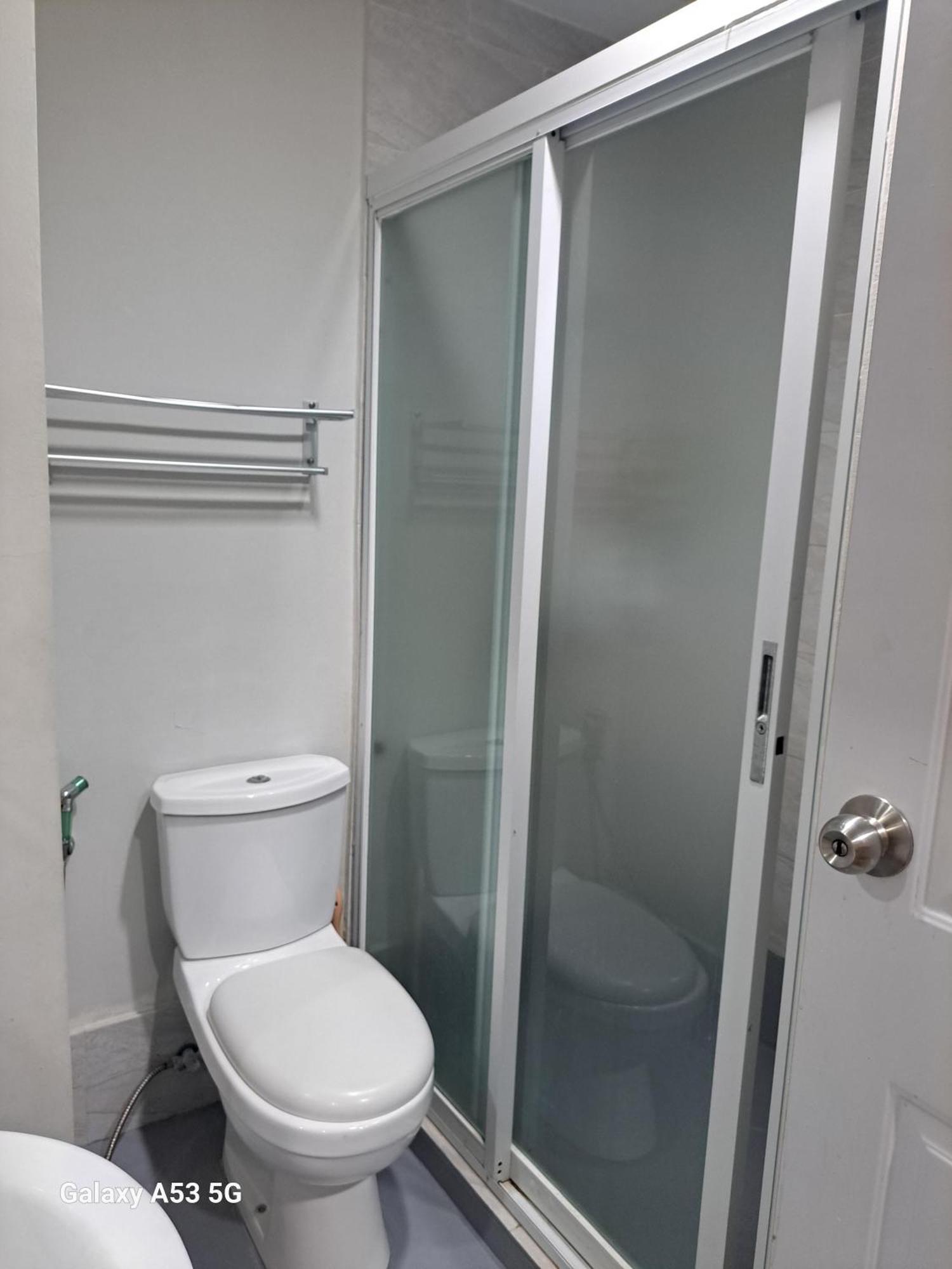 Comfy Condo Unit 5Mins From Mactan Airport+Netflix Мактан Екстериор снимка